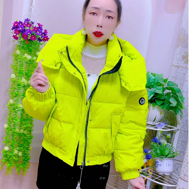 爆款时尚糖果色短款棉服