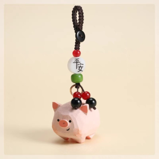 俏皮猪仔仔创意可爱手工木雕小猪钥匙扣汽车钥匙书包挂件挂饰礼物
