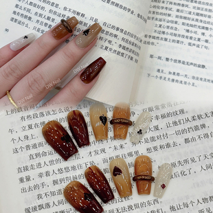 .2024显手白高级小众穿戴甲美甲假指甲手工 扑克牌 DW轻奢Nail