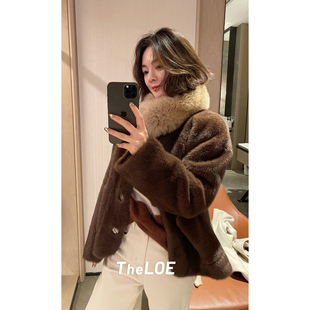 骆衣衣TheLOE 915g圆领百搭双口袋简约温暖外套