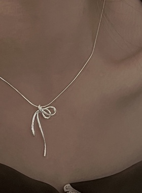 锆石金属蝴蝶结吊坠项链女设计感小众个性简约百搭气质颈链锁骨链