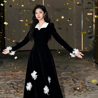 秋冬装赫本风V领收腰丝绒连衣裙立体花复古优雅年会约会裙15613