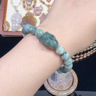 纯天然无烤染绿兔兔手串