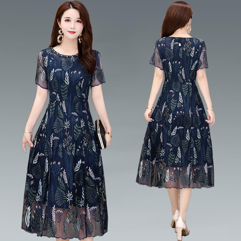 夏季新款短袖贵夫人中年年轻妈妈夏装裙子洋气时尚40岁45女连衣裙在类目 女装/女士精品, 中老年女装中 - 来自Buy2taobao.com提供专业的淘宝代购服务