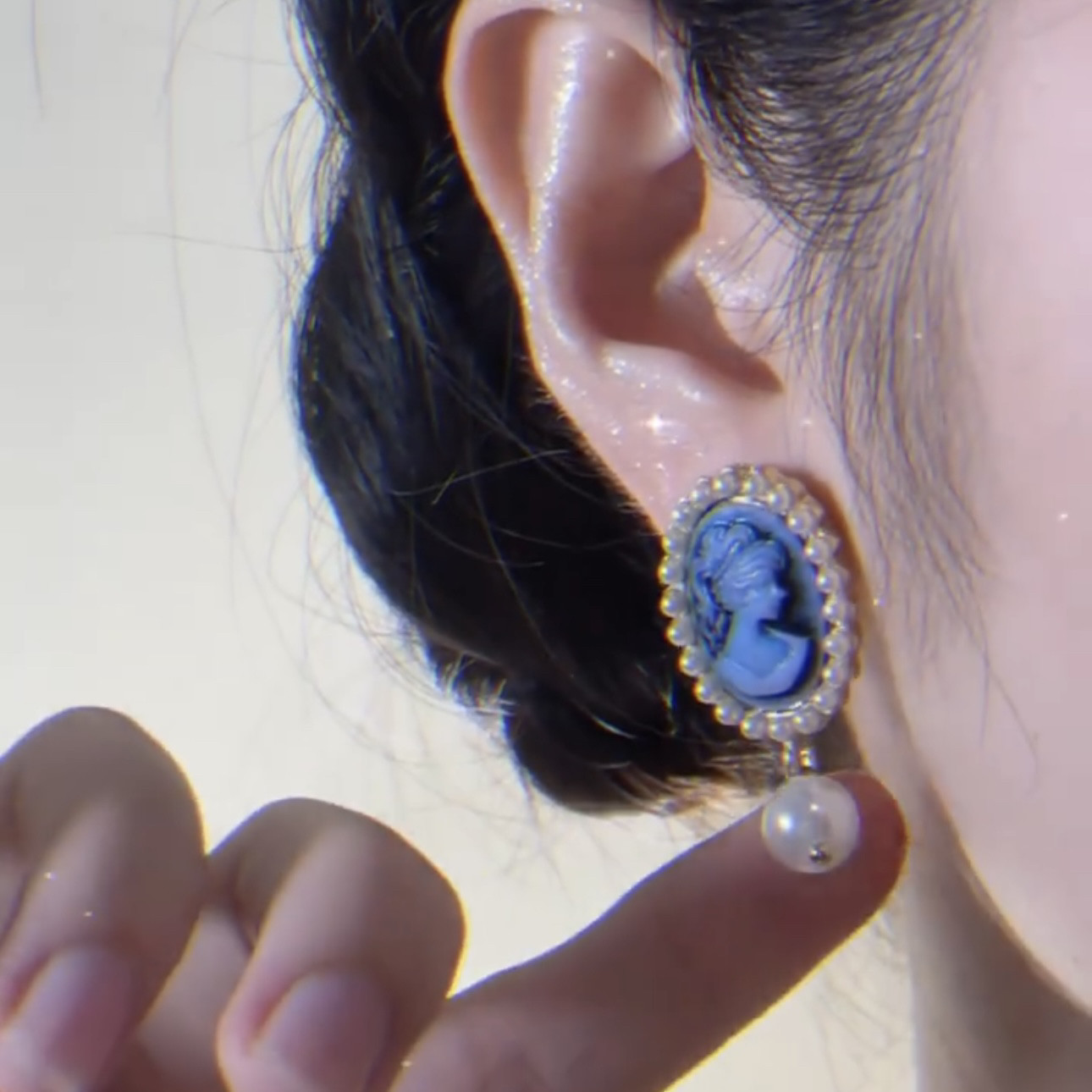 《格蕾丝》卡梅奥美人头像流苏耳钉珍珠巴洛克蓝色椭圆耳环耳饰女