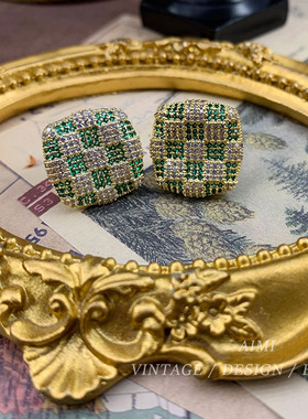 《梦游》法产满钻爆闪立体绿色方块耳钉女轻奢小香风格子耳环耳饰