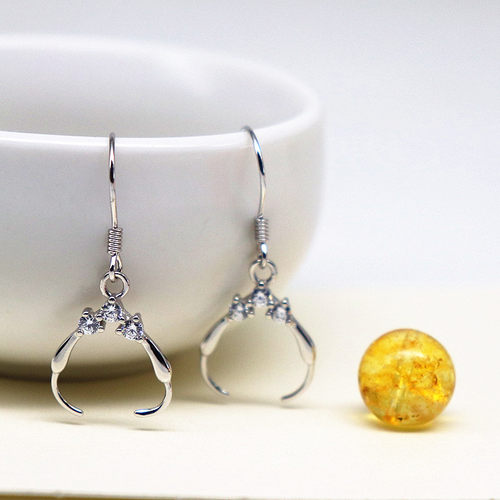 diy纯银耳勾路路通防过敏桶珠