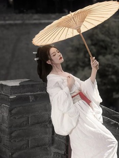 2025新款白色马山楚墓战国袍汉服女成人古装直裾古风仙气飘飘2024