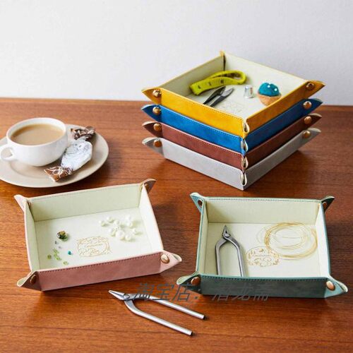 现货：Couturier 像与松鼠一同集邮 便利钮扣工作盘系列-613400