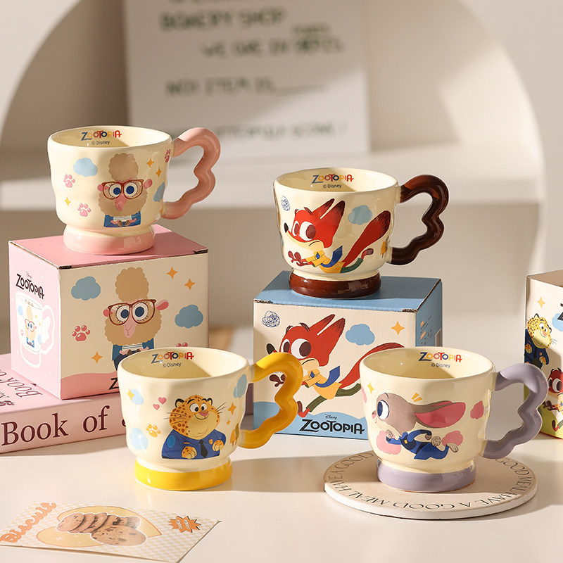 可爱疯狂动物城高脚杯女生高颜值