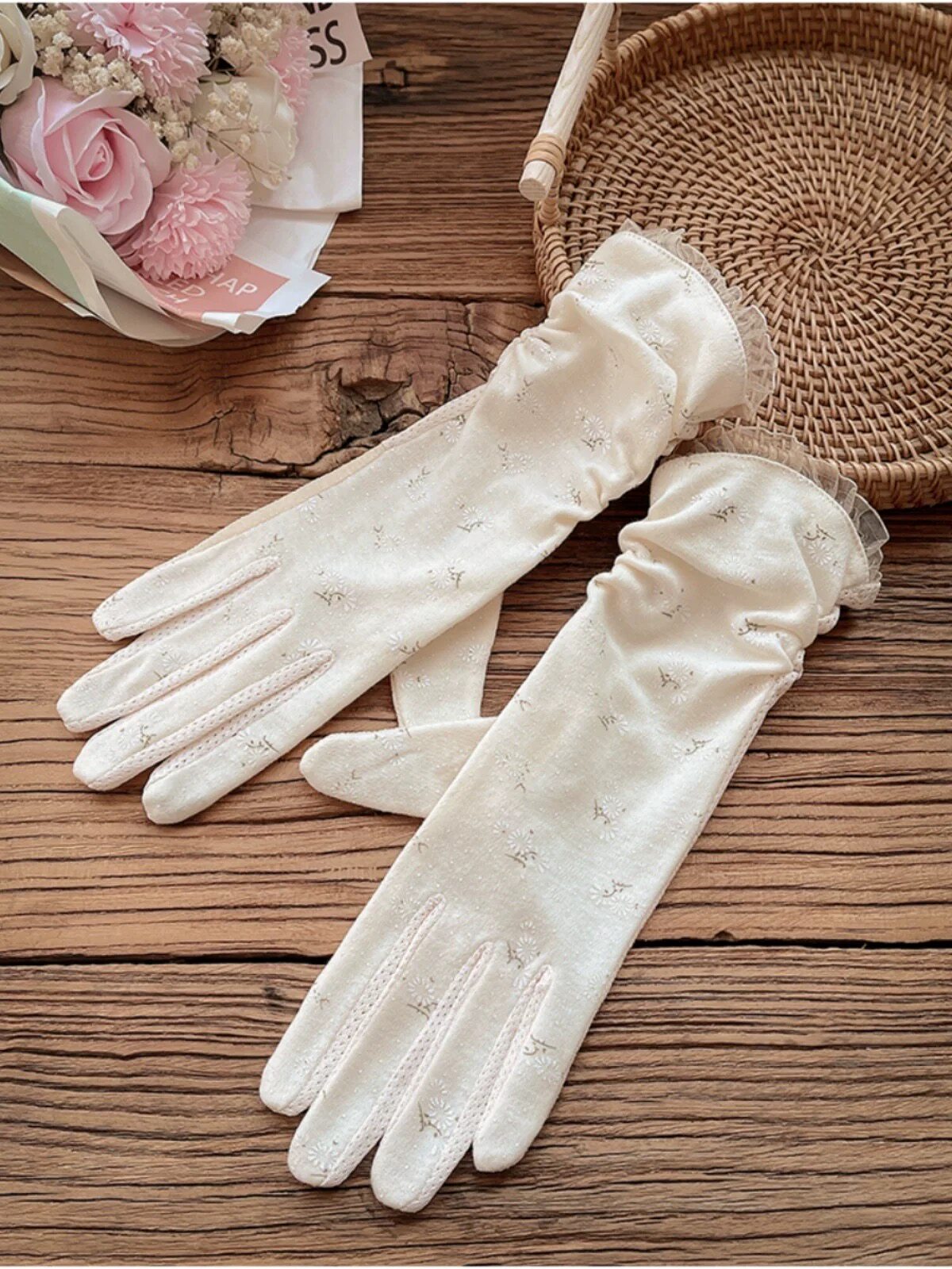 孕妇产后坐月子手套防晒女春夏季薄款中长款开车骑行防滑触屏透气