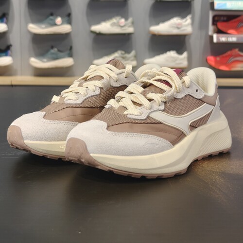 李宁正品女子柔软回弹复古休闲鞋