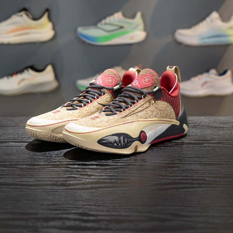 李宁正品韦德全城14男子轻量专业实战缓震回弹篮球鞋ABAW001-5