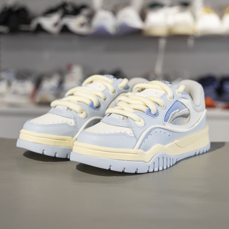 李宁正品2025新款布欧女子时尚百搭软弹舒适耐磨休闲鞋AGCV060-5