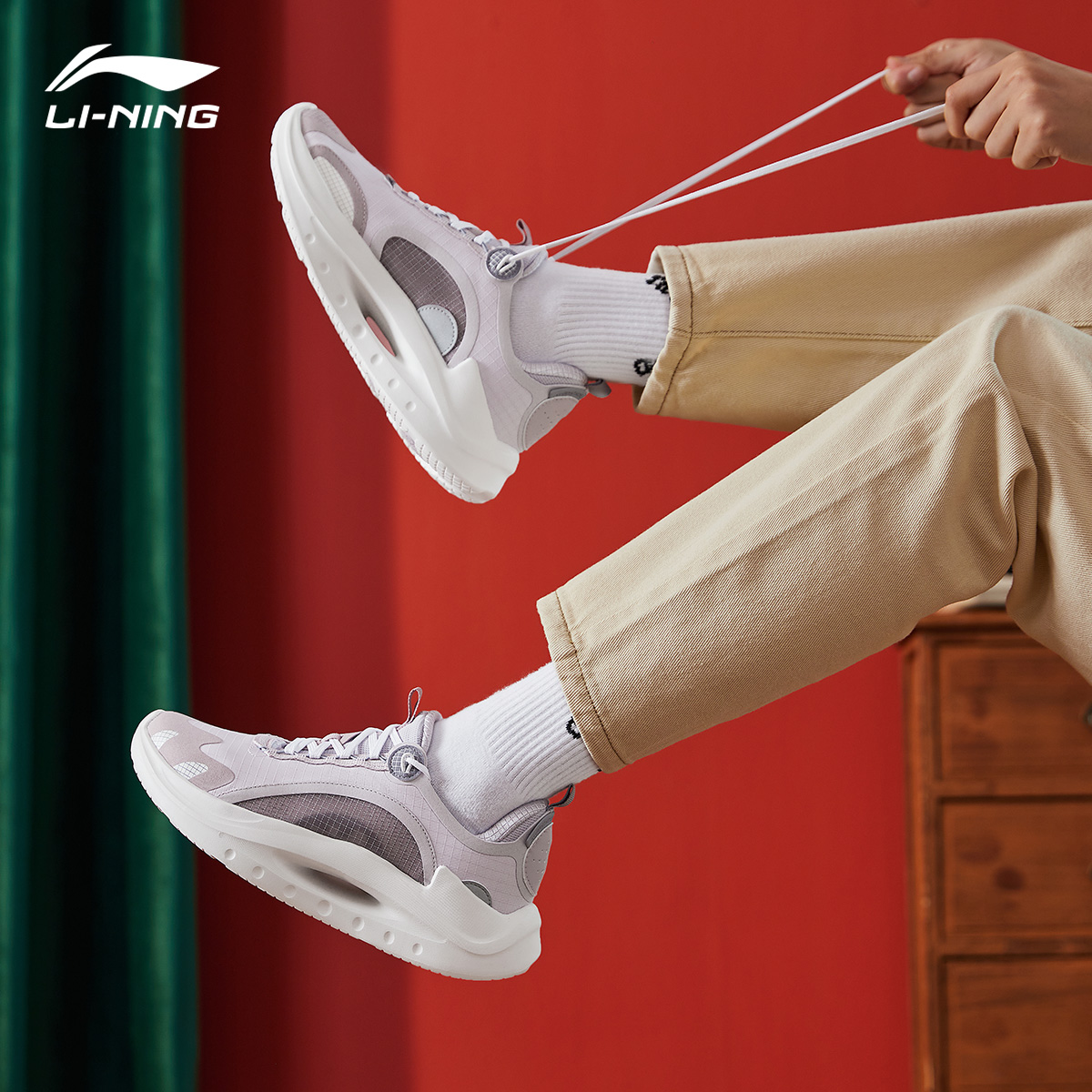 李宁运动鞋女鞋新款天启跑步鞋女减震透气休闲鞋子女ARYR006