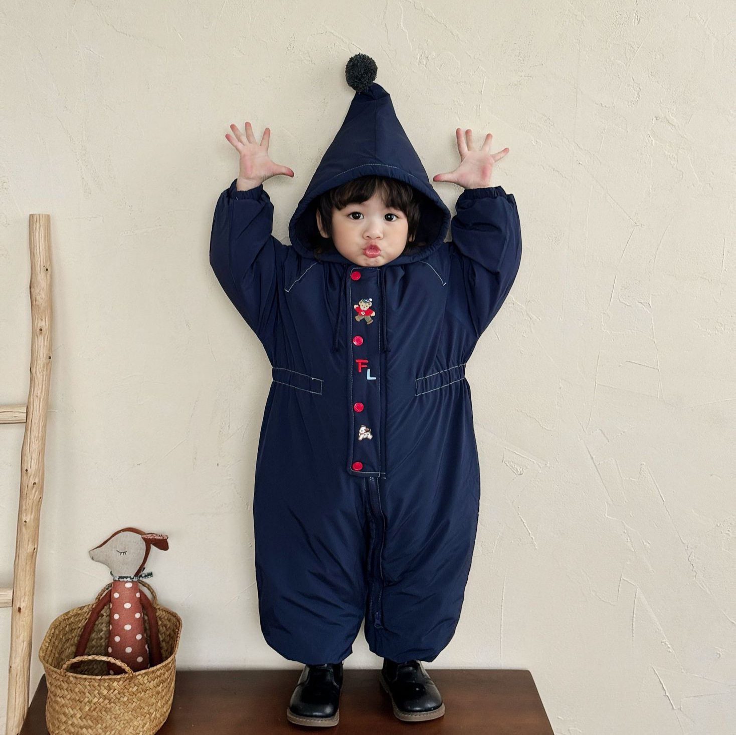 儿童抗寒滑雪服冬季童装男女宝宝连帽保暖爬服防风加厚棉服外穿