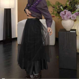 周美美同款 暗纱织梦轻盈双层薄纱堆叠拼接黑色网纱半裙