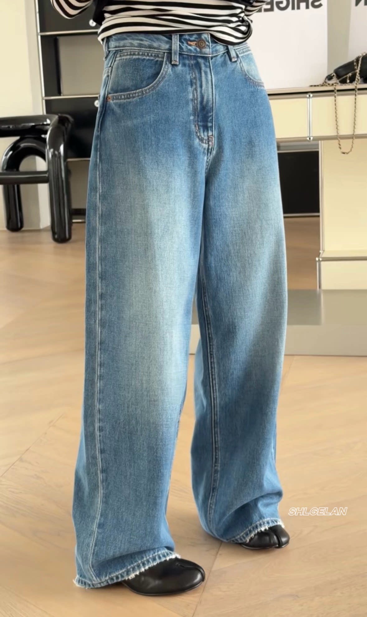 C02673磨破牛仔裤诗歌兰女装2026春款简约气质水洗蓝直筒软牛仔裤