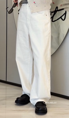 C26322诗歌兰女装2026春款时尚百搭休闲裤直筒裤气质白色牛仔裤女