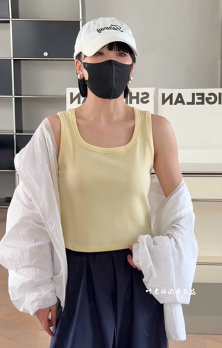 P62333珠片背心 诗歌兰欧货女装2026春夏款百搭纯色弹力短款背心