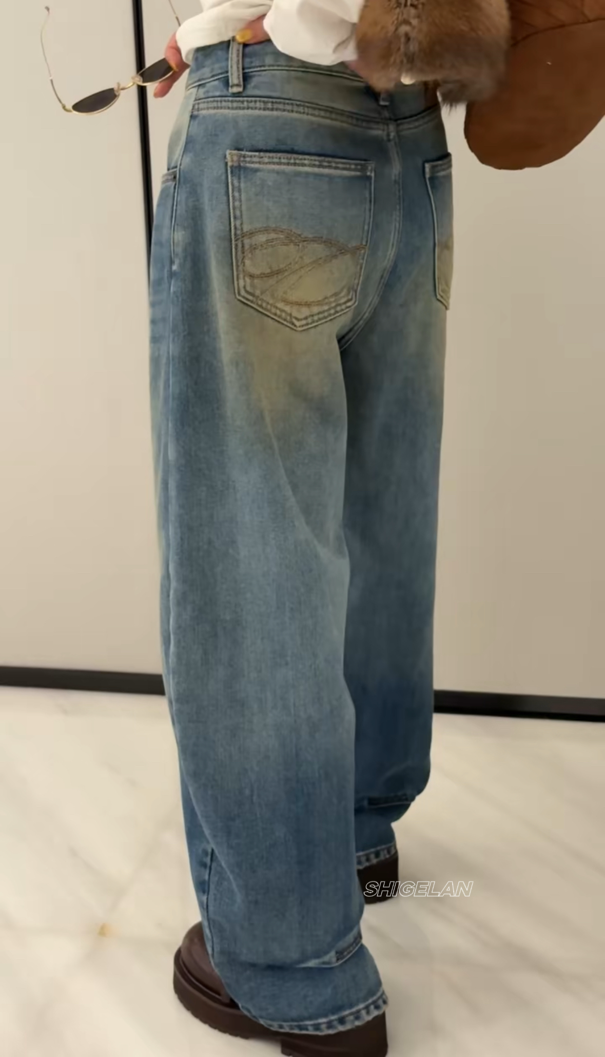 18171诗歌兰女装2025新冬款 复古做旧高腰显瘦弯刀裤薄绒牛仔裤女,女装/女士精品,牛仔裤,淘宝优惠券,粉丝福利购,淘宝优惠卷