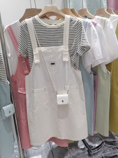 欧韩休闲连衣裙2025春夏宽松百搭条纹T背带裙中裙两件套送挎包女