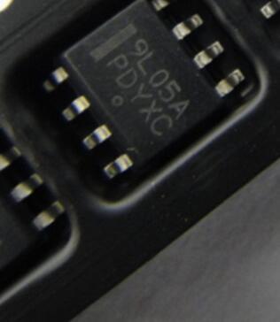 贴片芯片MC79L05ACDR2G 9L05A 79L05A SOP-8 线性稳压器 现货供应