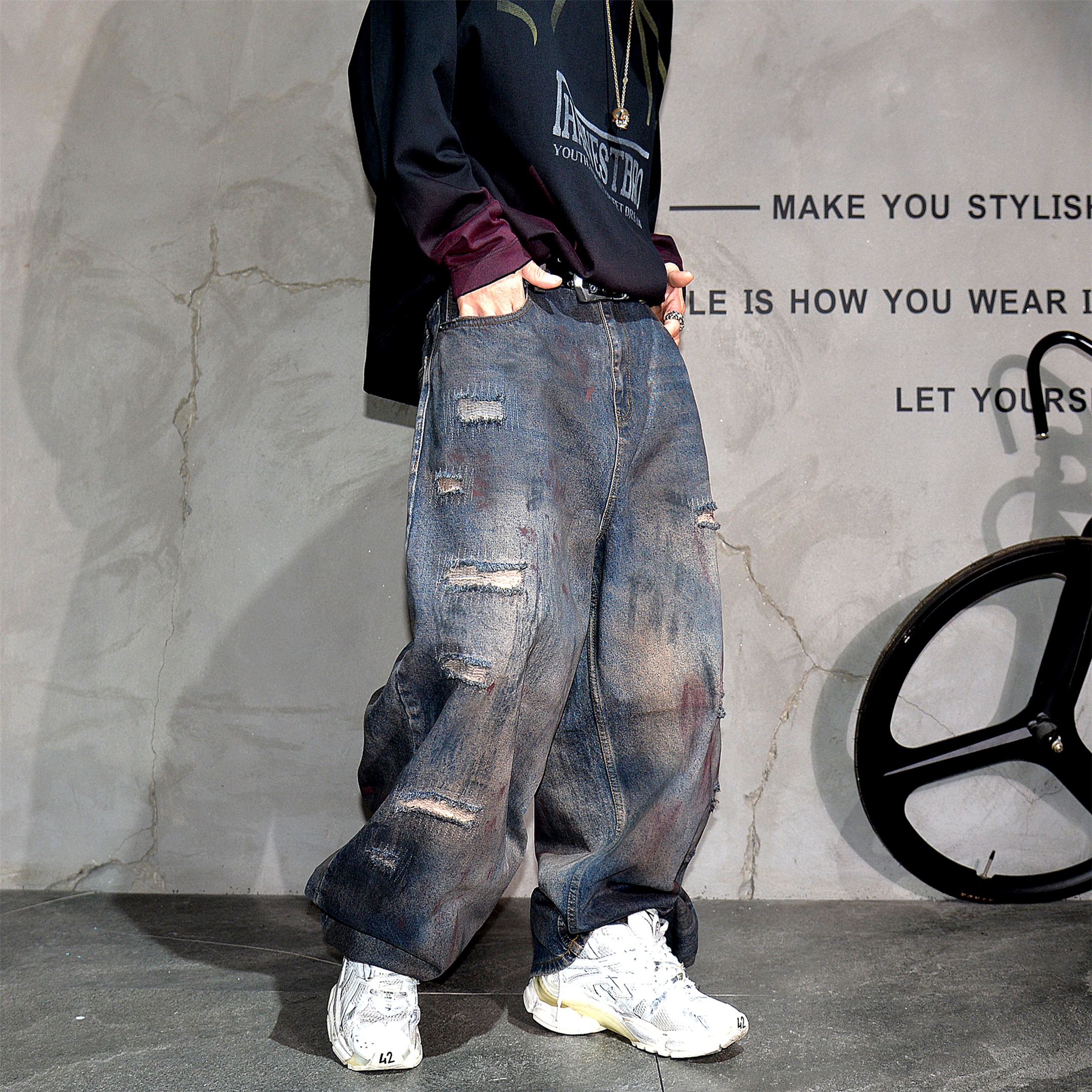 潮牌痞帅涂鸦脏洗破洞阔腿牛仔裤
