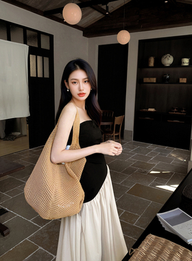 GEMQI 夏季斜裁撞色抹胸无袖露肩背性感连衣裙子女度假新长款修身