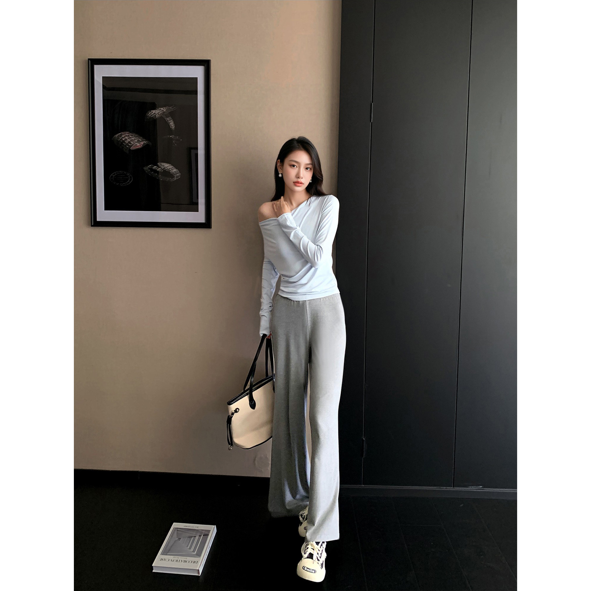 GEMQI 松弛感灰色垂感阔腿运动裤女秋季宽松直筒慵懒风拖地卫裤子,女装/女士精品,休闲裤,淘宝优惠券,粉丝福利购,淘宝优惠卷