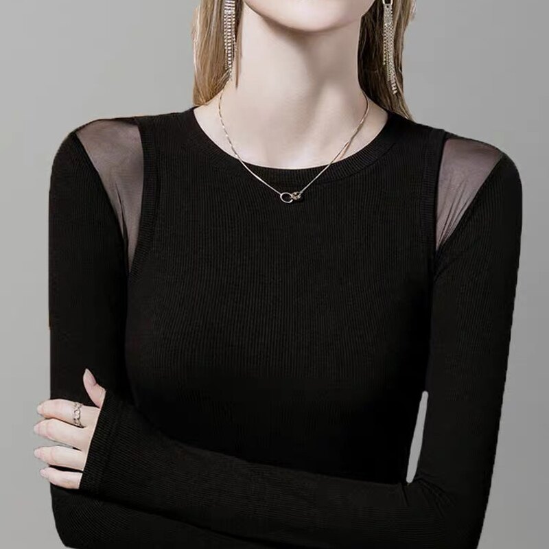 网纱拼接微透露肩长袖t恤女春秋设计黑色圆领修身内搭外穿打底衫