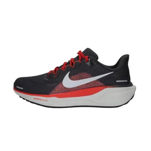 Nike黑色男款低帮跑步鞋
