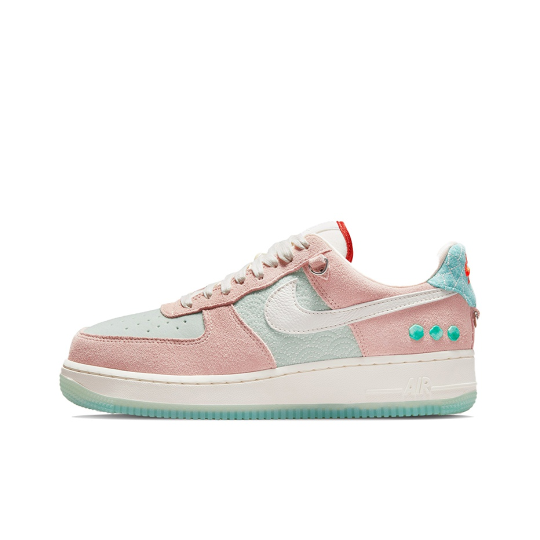 NikeAirForce1粉绿色板鞋