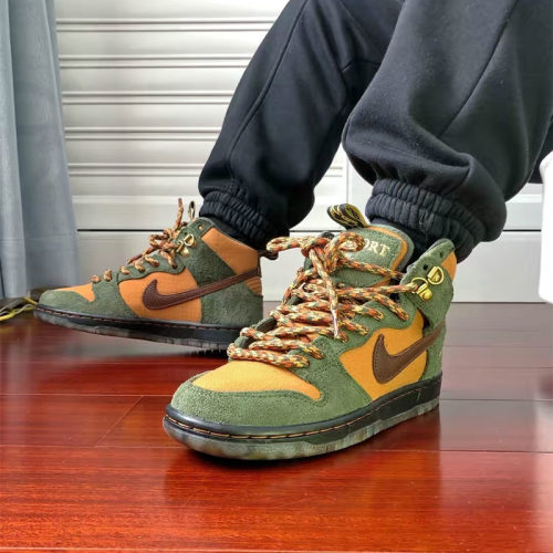 Nike复古休闲板鞋复古系带
