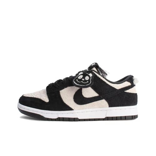 NikeDunkRetro白黑色板鞋