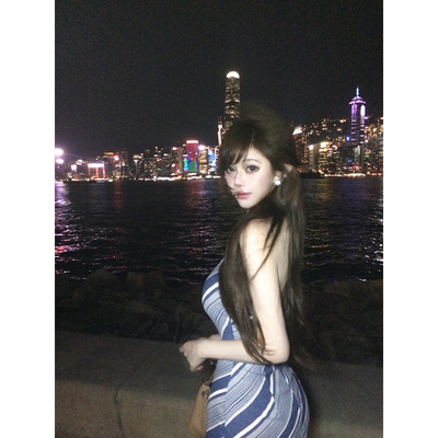 With 99jiu【雾蓝絮语】古早挂脖连衣裙女条纹修身显瘦包臀长裙