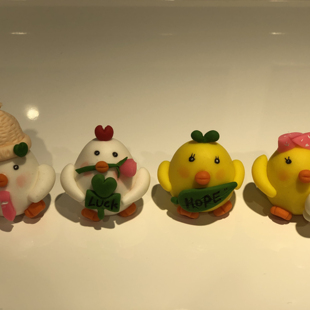 小鸡仔办公桌面组合可爱车载汽车用品装饰公仔玩偶摆件树脂纯手工