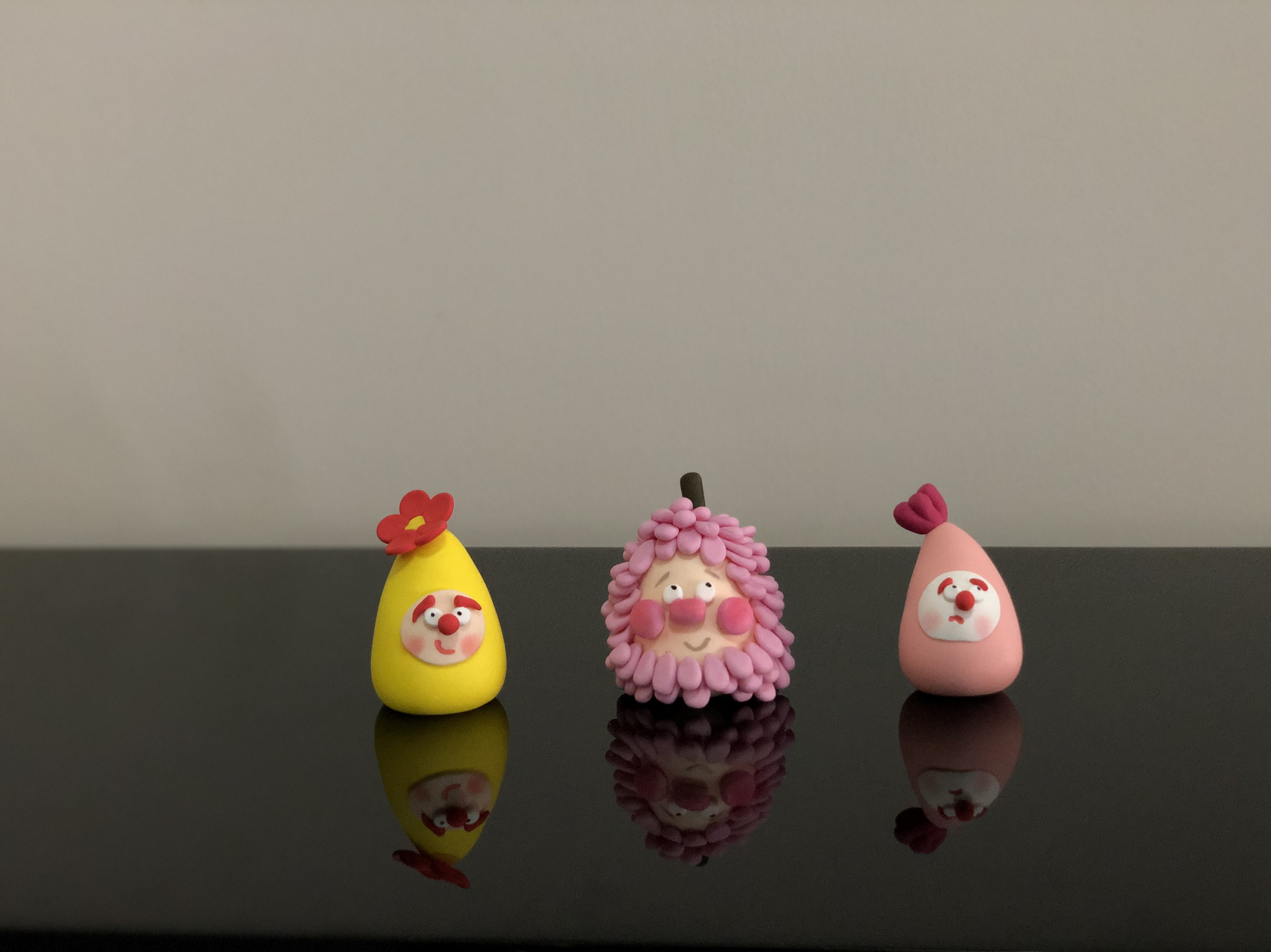 独特个性的情绪稳定桌面小摆件可爱车载装饰用公仔玩偶树脂纯手工
