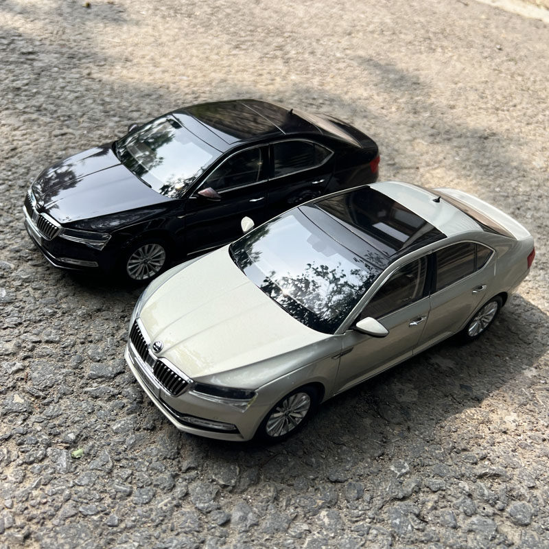 1:18斯柯达 新速派 NEW SUPERB 上汽原厂 合金汽车模型收藏礼品