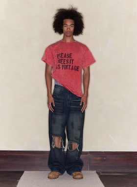 FSG 红色做旧炒花砂洗喷绘slogan印花T恤