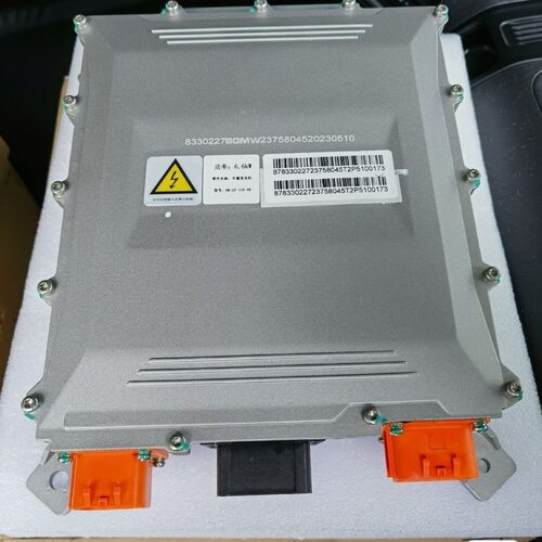 适用五菱宝骏E100E200车载充电机