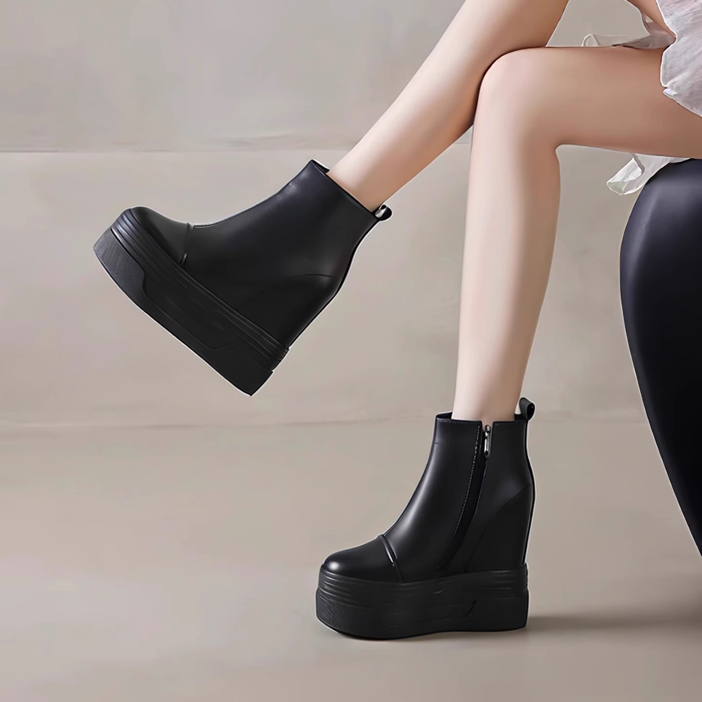 14cm内增高真皮厚底马丁短靴女