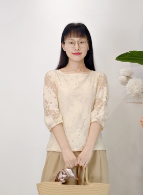 艺素晓30972春夏轻盈柔软气质蕾丝衫女镂空五分袖衬衫