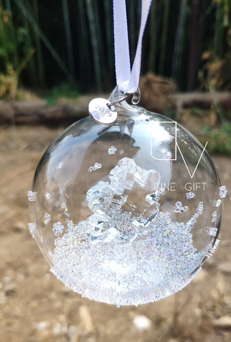 奥地利水晶2019新款汽车挂件水晶球圣诞车饰礼品雪花球车挂摆件