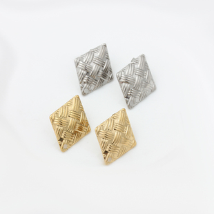 DIY配件不掉色不锈钢钛钢镀18K金格纹菱形耳钉高端手工耳饰材料