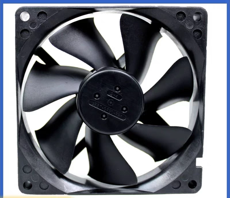 NMB-MAT  3610RL-04W-B40  DC12V 0.35A 9CM 9025 机箱静音风扇