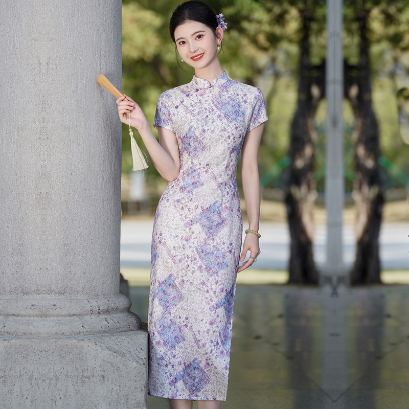 蔓楼兰官方逸红颜独特漂亮佐良佑善国际大牌旗袍先生崔万志旗舰店