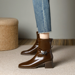 棕色軟皮粗跟方頭小短靴女英倫風(fēng)高級(jí)感配裙子秋冬單靴加絨馬丁靴