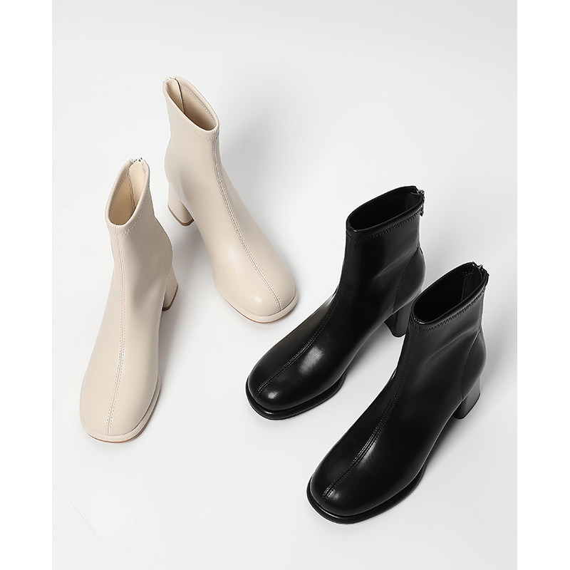 伊霏马丁靴女款2024新款英伦风圆头休闲百搭高跟短靴防水台瘦瘦靴