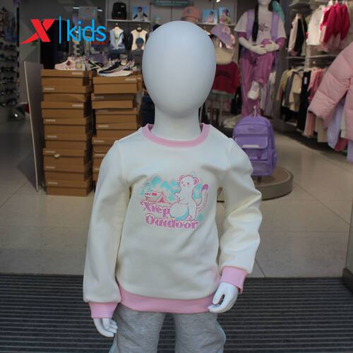 特步儿童2026秋冬新款女小童加绒保暖卫衣套头T恤衫674424203084
